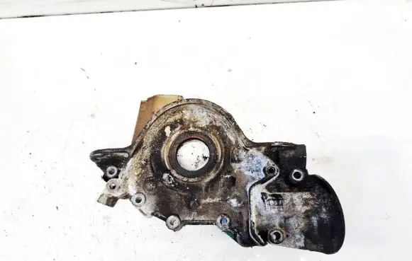 Ford Escort Oil pump 928M6604A2B