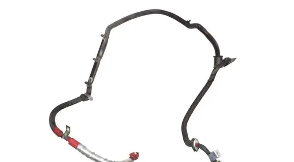 Land Rover Discovery 3 - LR3 Positive cable (battery) YTA000194