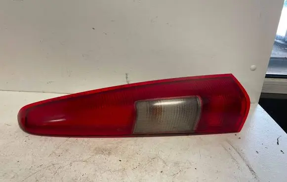 Volvo S70 V70 V70 XC Rear/tail lights 9157800 9169473
