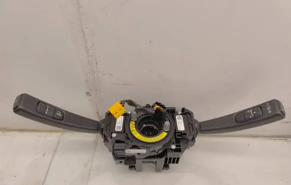 Volvo V40 Wiper turn signal indicator stalk/switch 31343021
