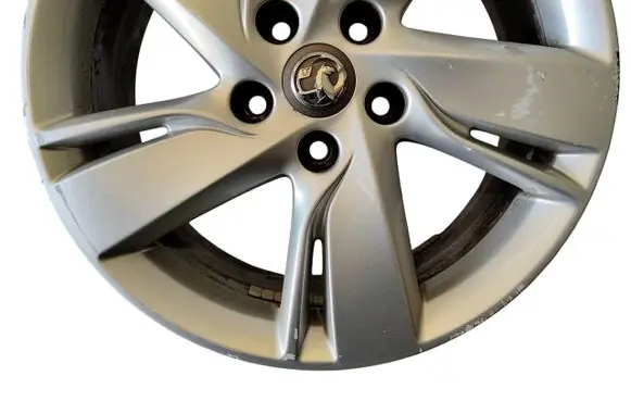 Opel Astra F R12 alloy rim 