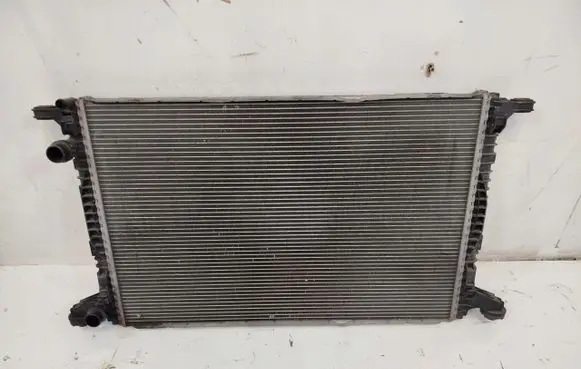 Audi A4 S4 B9 Coolant radiator 8W0121251L