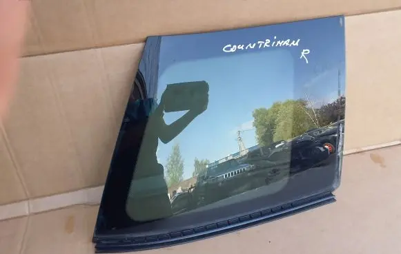 Mini Cooper Countryman R60 Rear side window