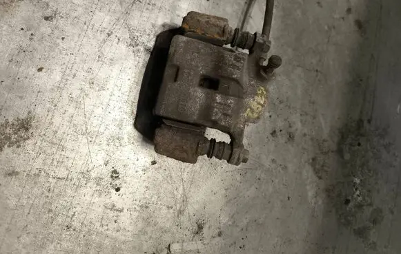 Subaru Forester SH Rear brake caliper