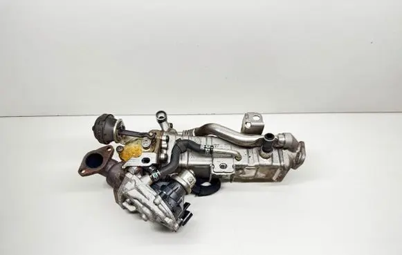 BMW 5 G30 G31 G38 EGR valve cooler 7822347 11717822347 00977
