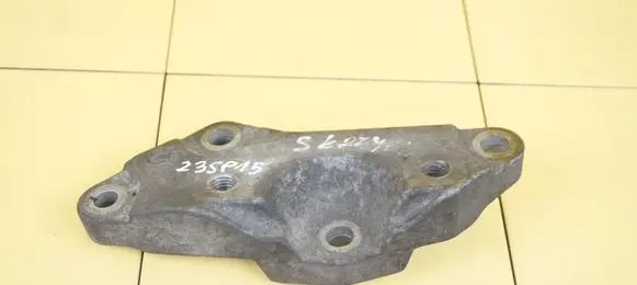 Volvo V60 Gearbox mounting bracket BIEGOW D5244T10