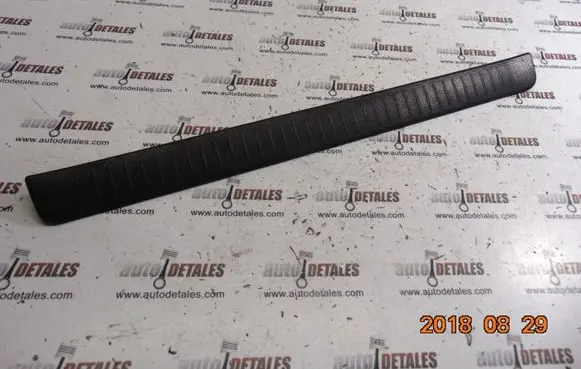 Toyota Avensis Verso Front sill trim cover 6791144040