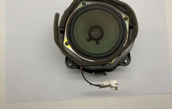 Cadillac CTS Front door speaker 09354919 36908P 05M02230