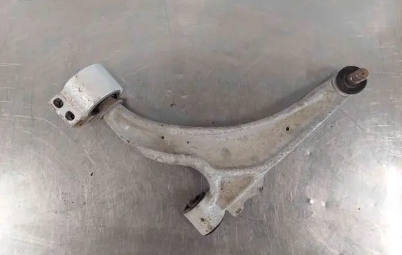 Opel Insignia A Front lower control arm/wishbone