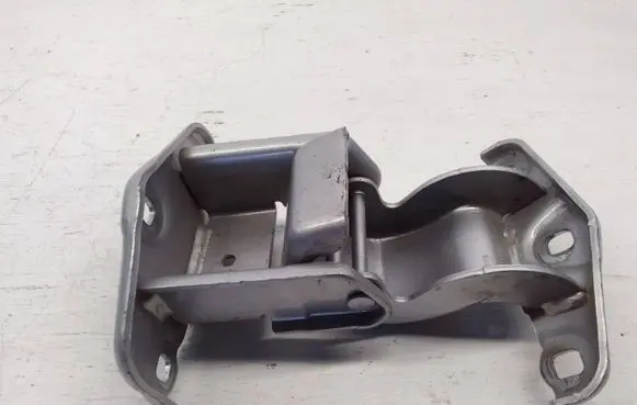 Opel Vivaro Loading door upper hinge 904006707R 93458938