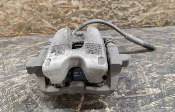 Land Rover Discovery 4 - LR4 Rear brake caliper 3779C