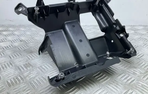 Audi A7 S7 4K8 Engine control unit holder 4K0907649A