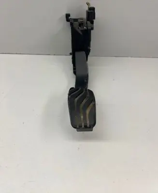 Dacia Duster II Accelerator throttle pedal 6PV01290203 180108467R
