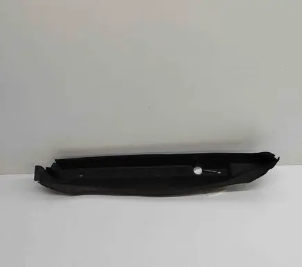 Mercedes-Benz CLS C218 X218 Fender end trim A2188890225