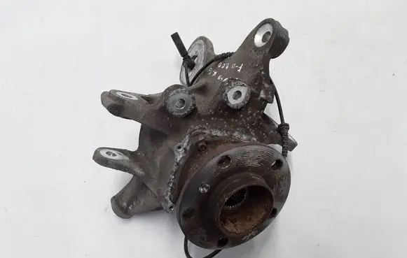 BMW 5 F10 F11 Rear wheel hub
