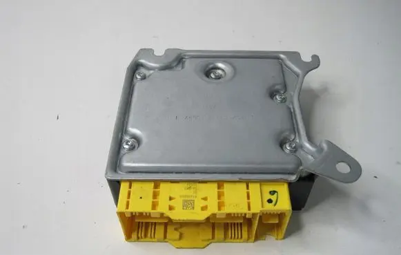 Honda Jazz Bonnet Pedestrian Airbag Actuator A2059008618