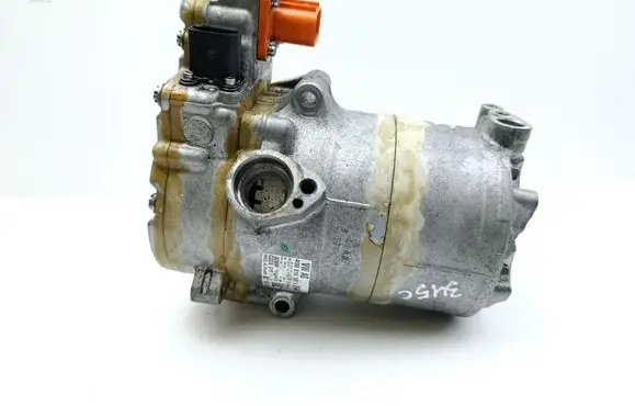 Porsche Panamera (971) Air conditioning (A/C) compressor (pump) 4G0816797A