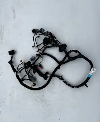 Tesla Model S EUR ISO radio connector 100442400V