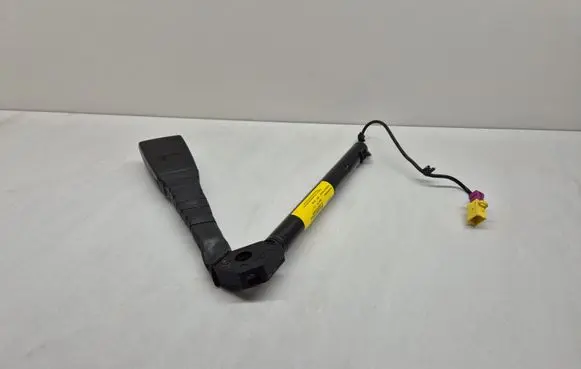 Opel Vectra C Front seatbelt buckle 13127948F