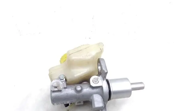 Bentley Continental Master brake cylinder 3D0611301B 32067018E