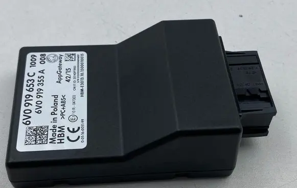 Skoda Octavia Mk3 (5E) Gateway control module 6V0919653C 6V0919355A 10R047303