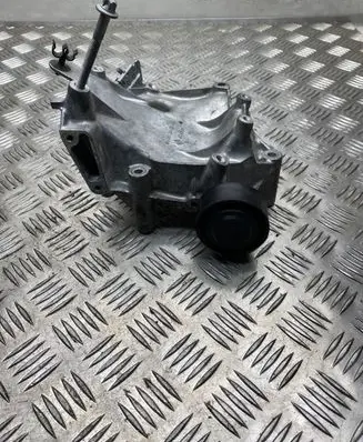 Mercedes-Benz C W205 Generator/alternator bracket A6512340339