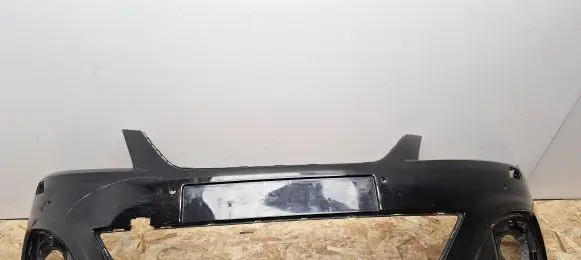 Volkswagen Sharan Front bumper 7N5807221A