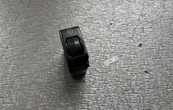 Nissan Patrol Y61 Interior lighting switch 25980EQ500
