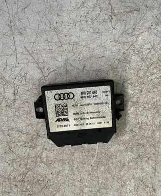 Audi A8 S8 D4 4H Engine control unit/module ECU 4H0907440