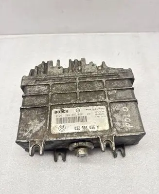 Volkswagen Polo III 6N 6N2 6NF Engine control unit/module 0261203897 26SA3655 032906026H