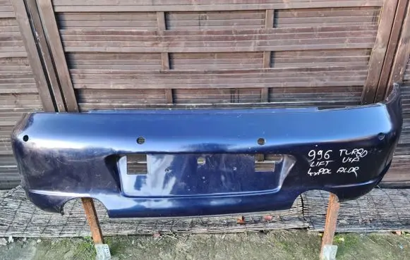 Porsche Carrera GT Front bumper 000128