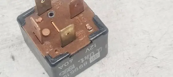 Audi A4 S4 B5 8D Other relay 443919578C