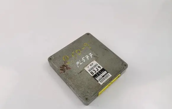 Mazda 323 Engine control unit/module B3J918881