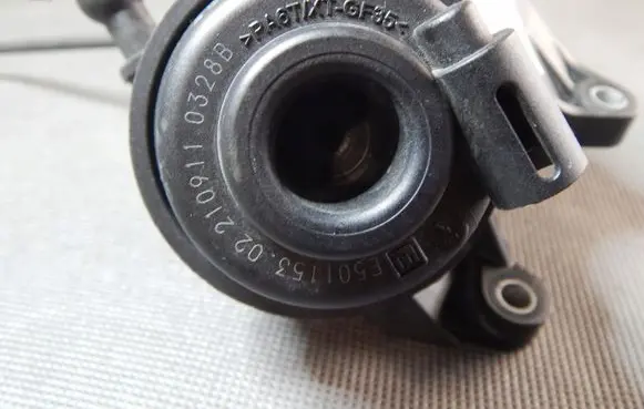 Audi A8 S8 D4 4H Turbo solenoid valve