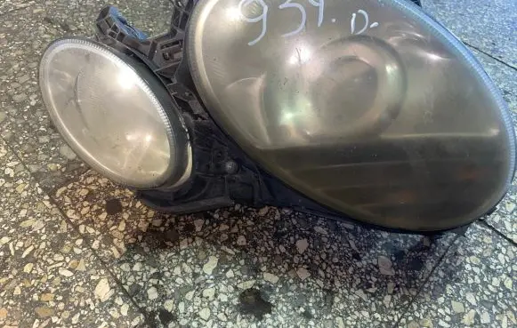 Mercedes-Benz E W211 Headlight/headlamp 16259201