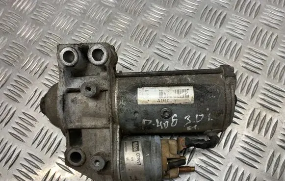 Peugeot 406 Starter motor D7R17 S187373A V0429457