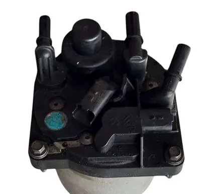 Citroen C4 II Fuel filter housing 9809757980 P11047 7L170814C