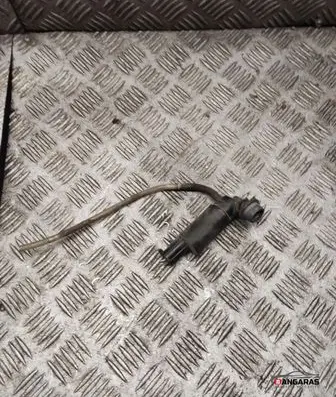 Toyota Avensis T250 Windscreen/windshield washer pump