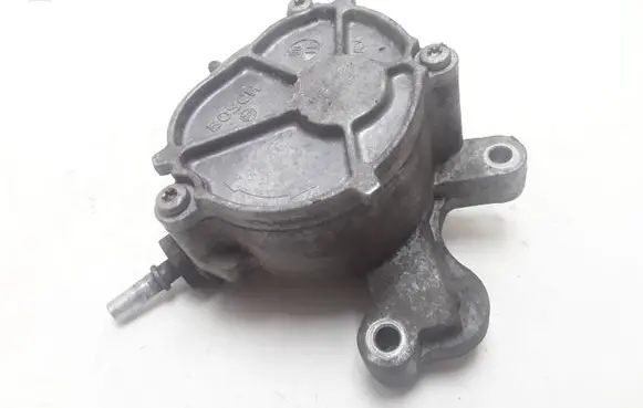 Volvo V50 Vacuum pump D1651B 2605P