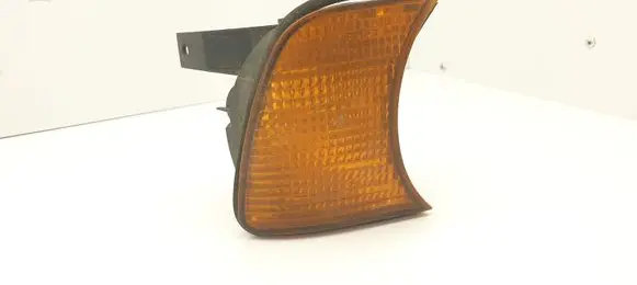 BMW 5 E34 Front indicator light 1384034