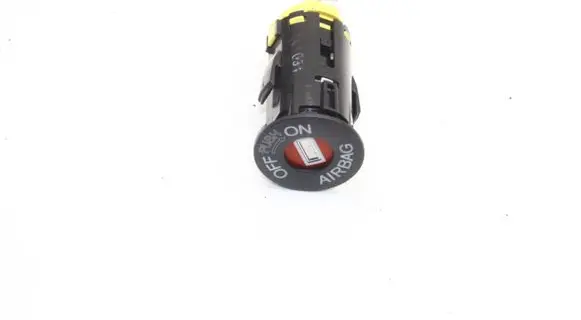 Honda CR-V Passenger airbag on/off switch 