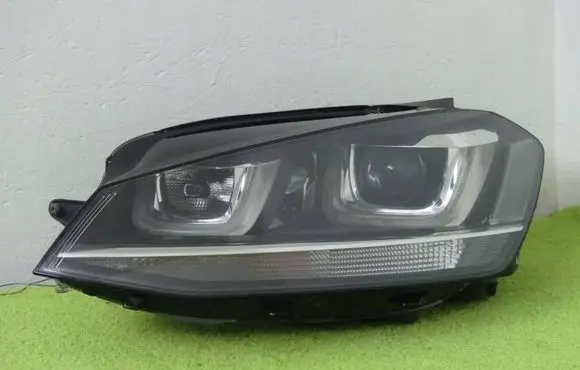 Volkswagen Golf VII Headlight/headlamp 5G1941033