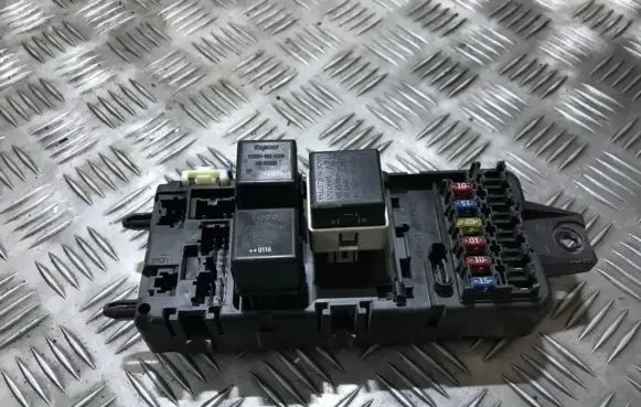 Volvo S40, V40 Fuse box set 1e150345 1e15-0345