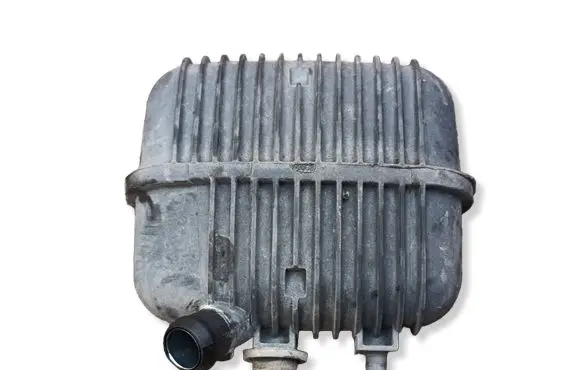 Audi A6 S6 C6 4F Vacuum air tank 8E0129955