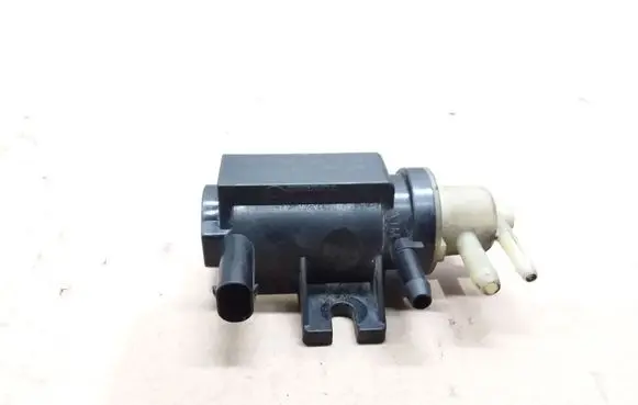 Mercedes-Benz Sprinter W906 Turbo solenoid valve A0071531428