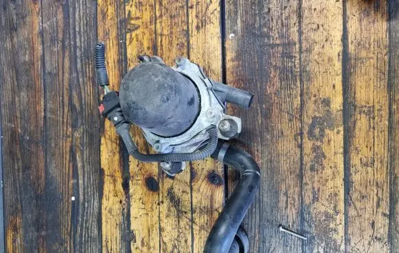 Citroen C8 Secondary air pump 9653340680