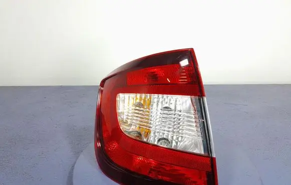 Skoda Rapid (NH) Rear/tail lights 5JH945207