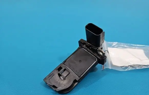 Ford C-MAX II Mass air flow meter 7M5112B579BB IMPRK1598023