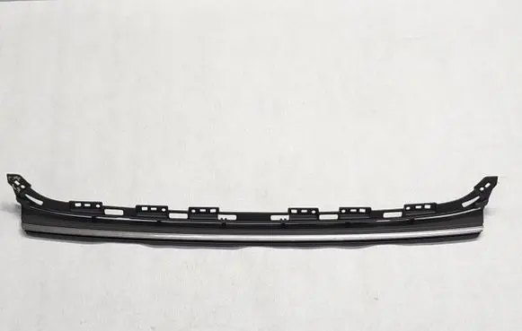Front bumper lower grill