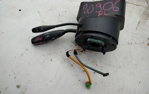 Mercedes-Benz Sprinter W906 Wiper turn signal indicator stalk/switch A9065402545